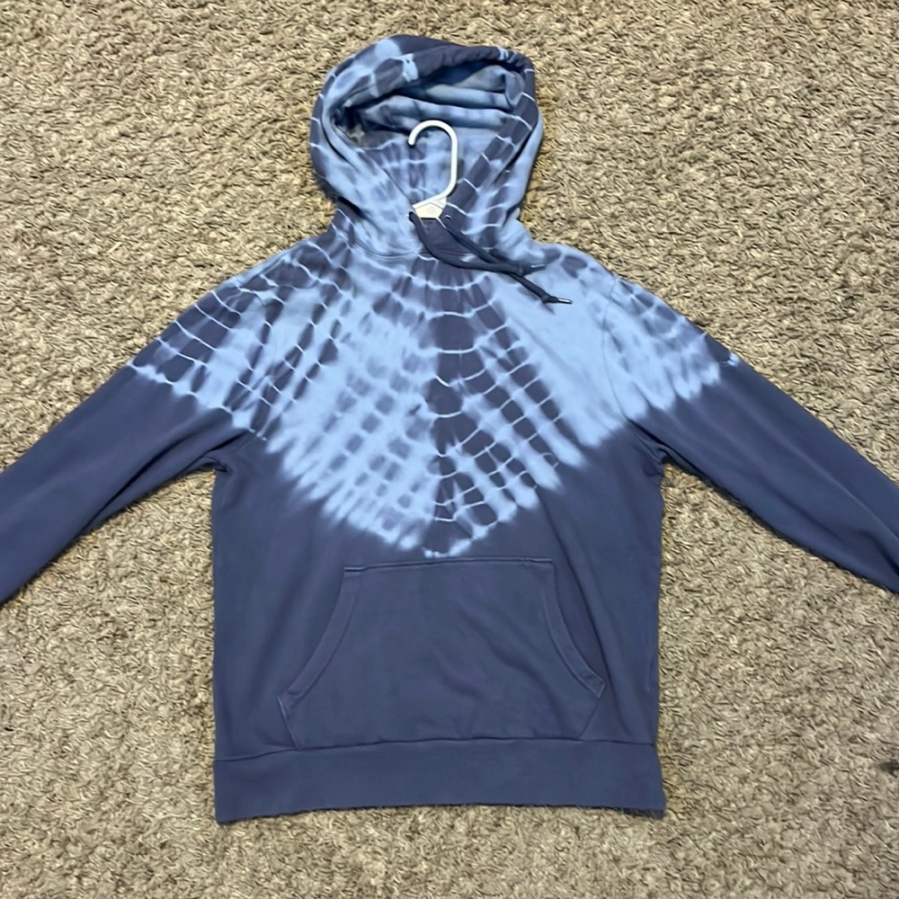 tie die hoodie